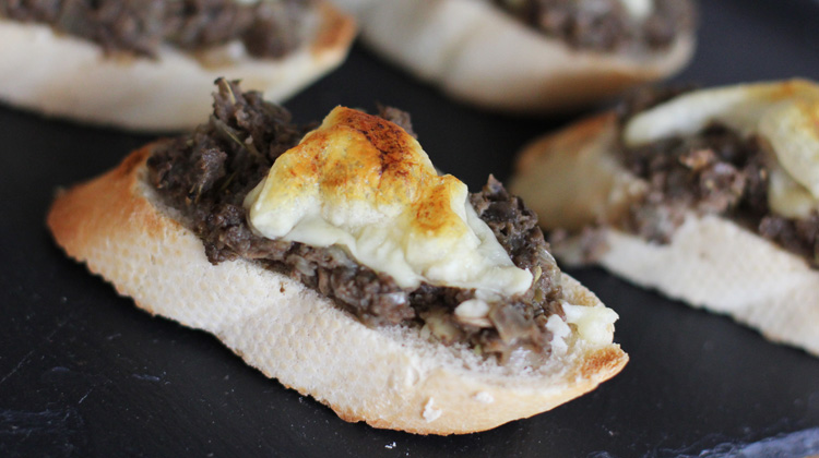 Calories in Cheese and mushroom bruschetta