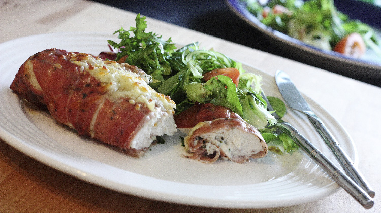 Calories in Chicken wrapped in parma ham