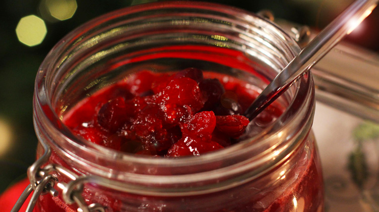 Calories in Cranberry sauce