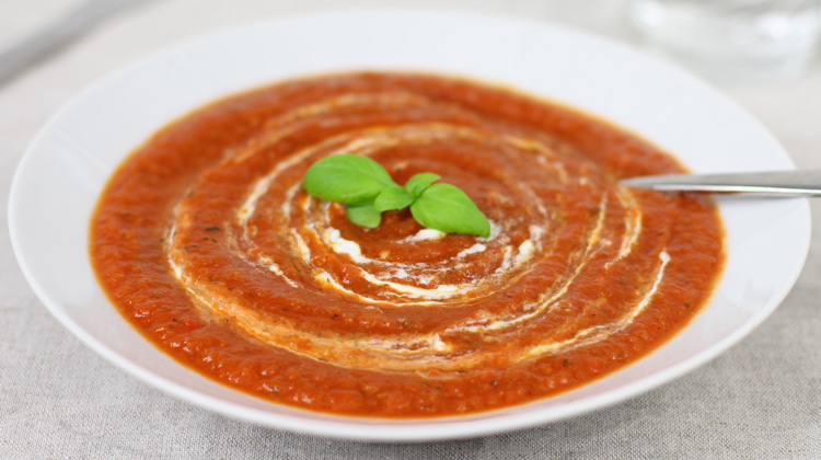 Calories in Tomato and red pepper soup