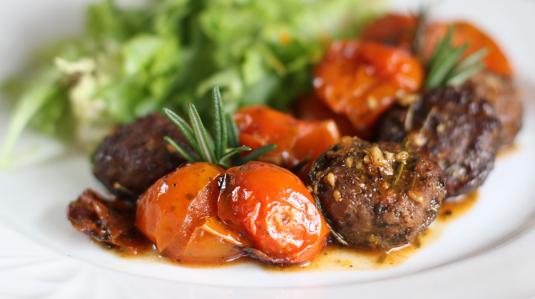 Calories in Tomato and meatballs bake