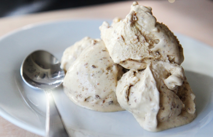 Brown Bread Ice Cream Recipe