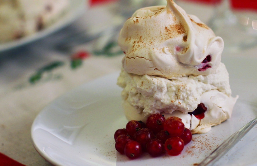Redcurrant & Brandy Cream Meringues