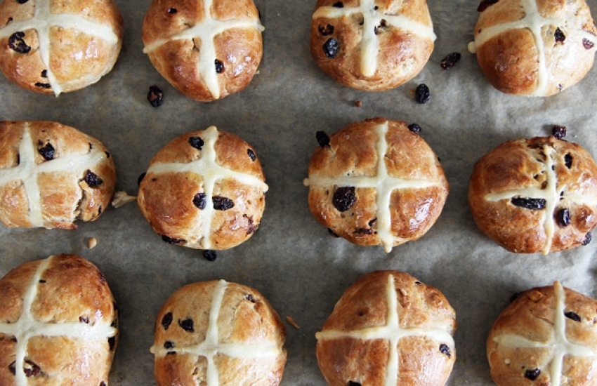 Hot Cross Buns Recipe
