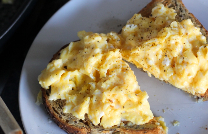 How to make Scrambled Eggs